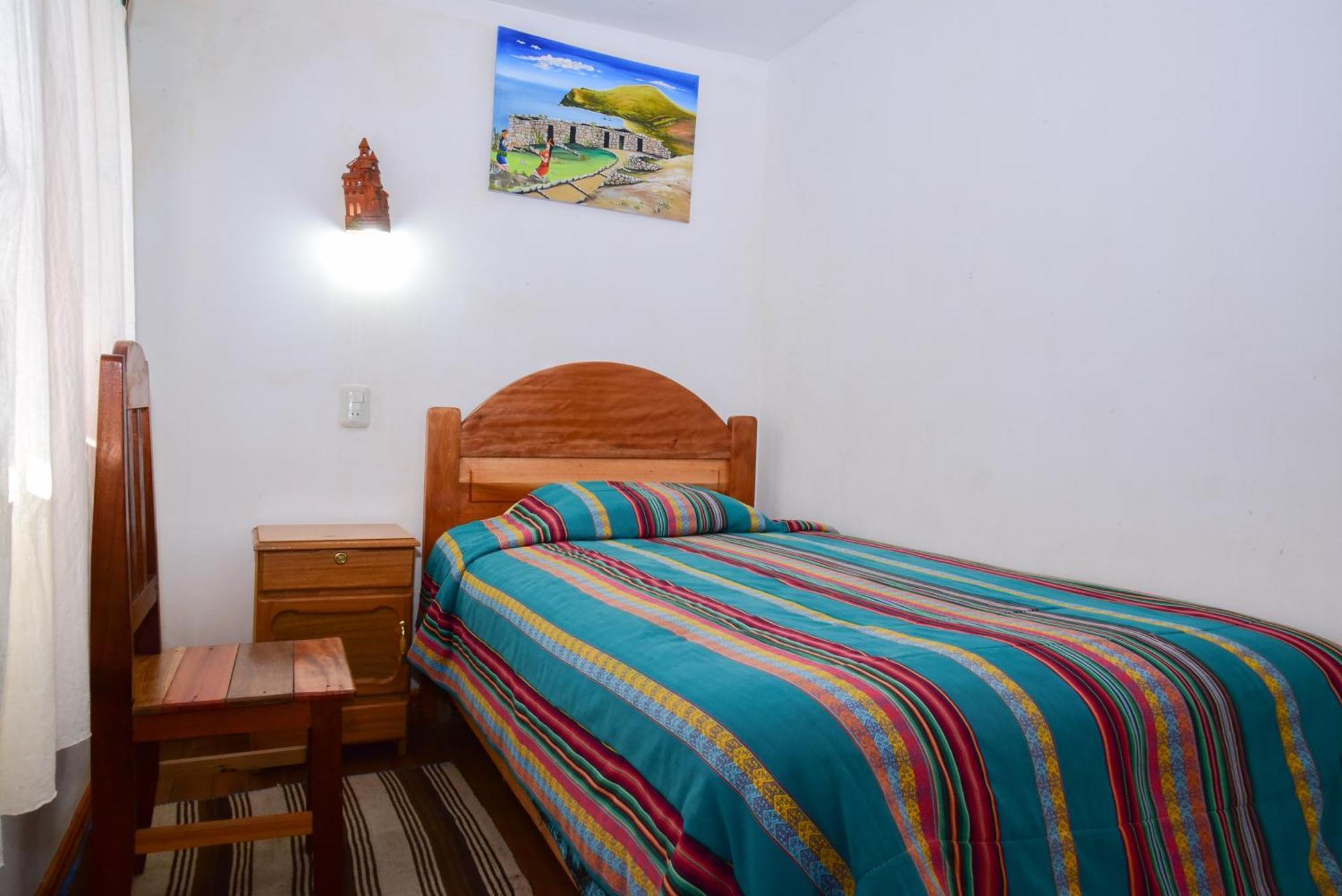 Hostal Cultural Bertha Challapampa Isla Del Sol Parte Norte Comunidad Challapampa エクステリア 写真